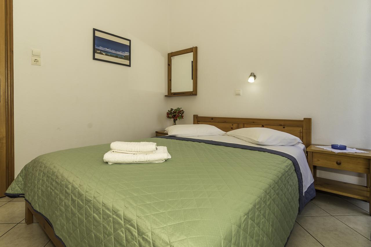 Apartament Oriental Bay Palaiochora Zewnętrze zdjęcie