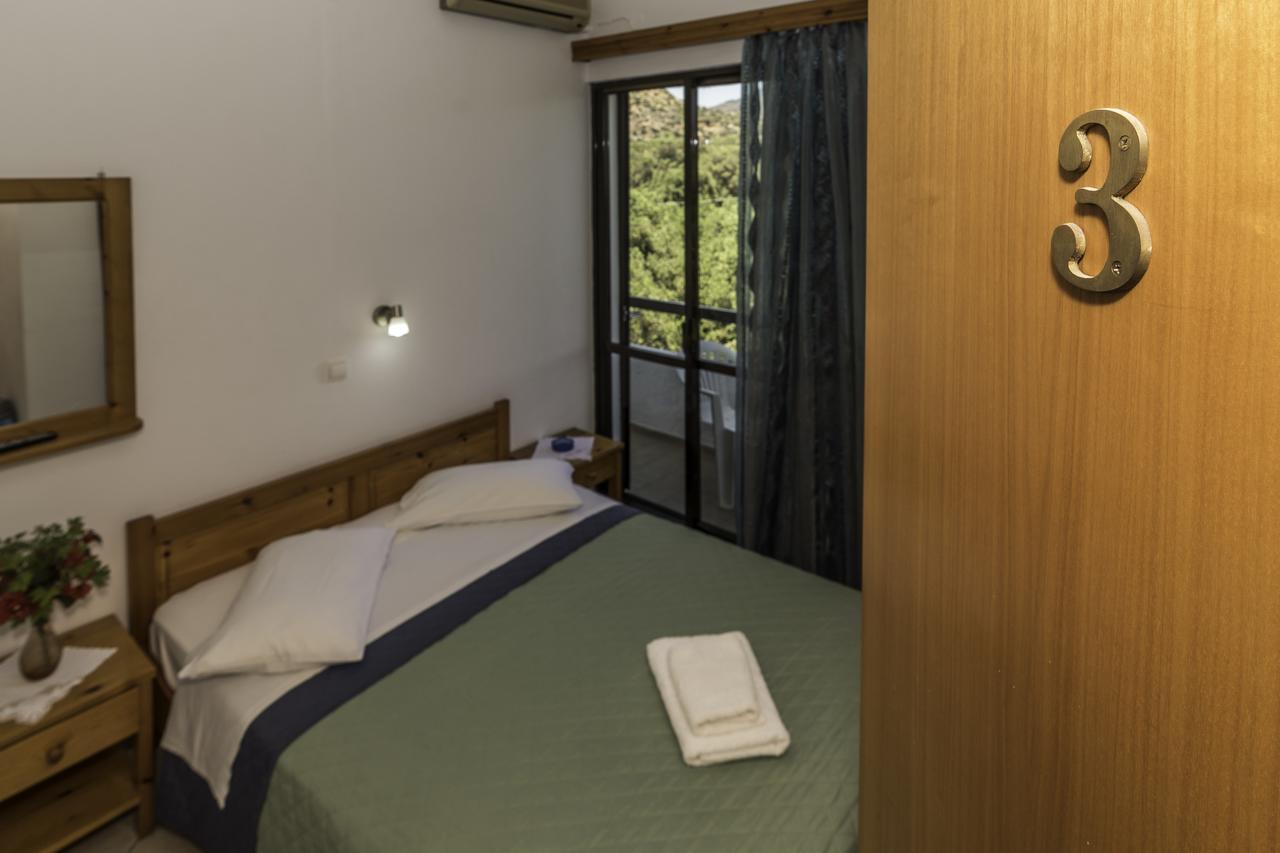 Apartament Oriental Bay Palaiochora Zewnętrze zdjęcie